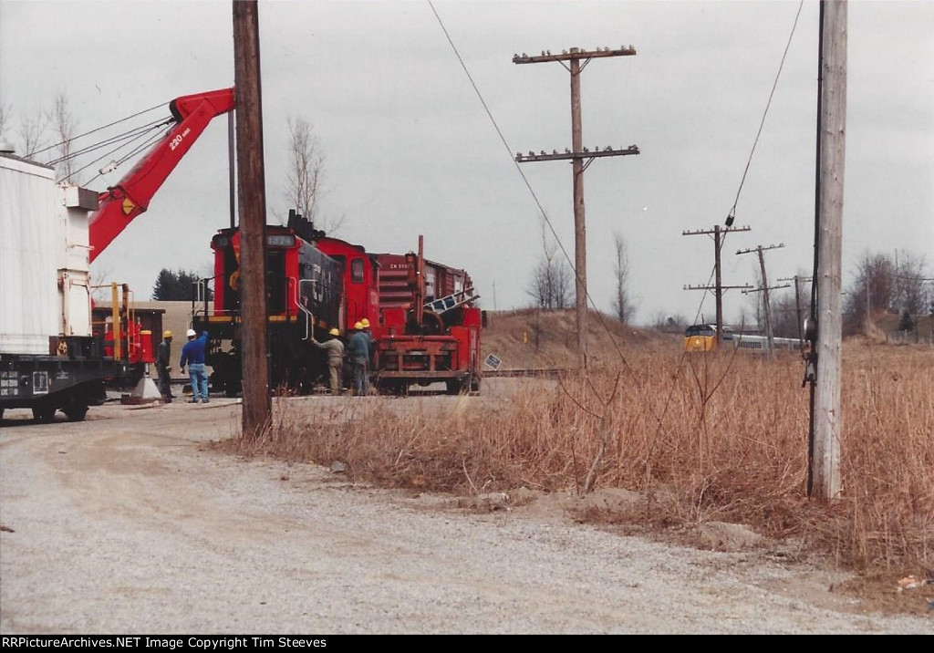 CN 1374 & VIA 6451